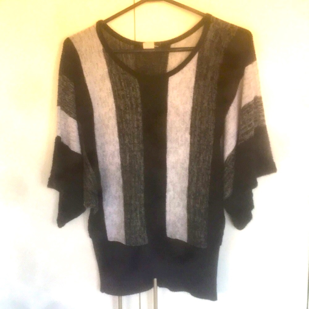 Seduction Striped Knit Top Black Grey White Dolman Sleeves Size Medium